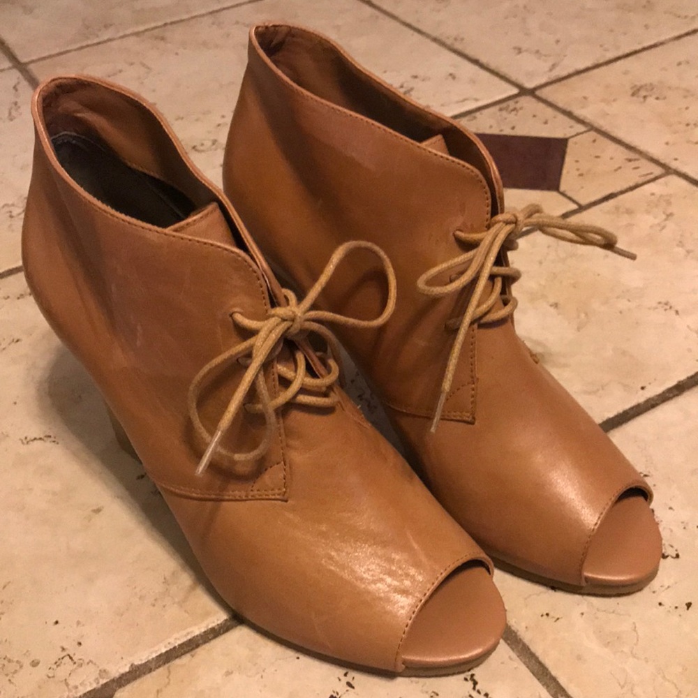 NEW ladies lace up booties